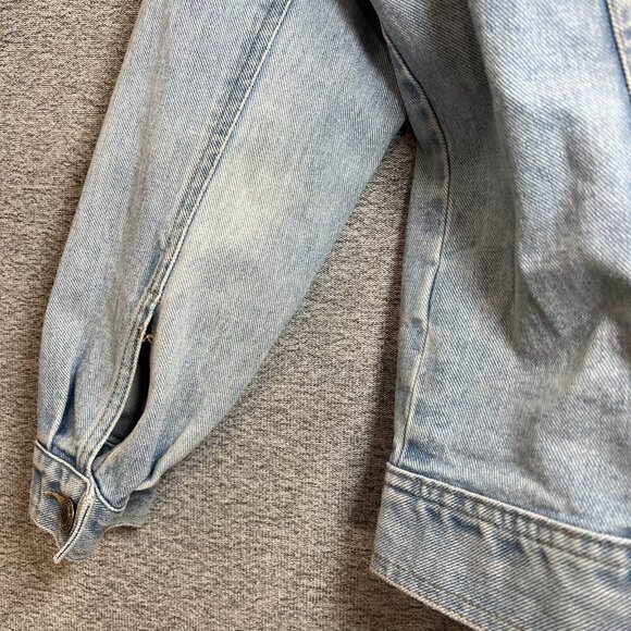 St John's Bay Jean Jacket Women PSmall Blue Light Wash Pockets Long Sleeve Denim - Picture 11 of 12